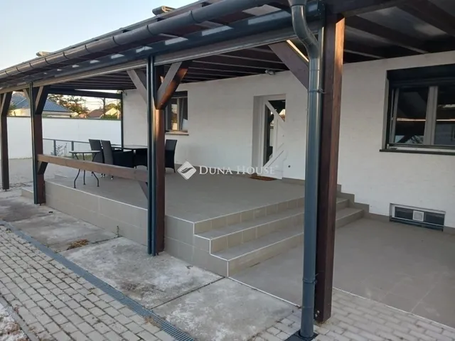 Eladó ház Budapest XVII. kerület 150 nm