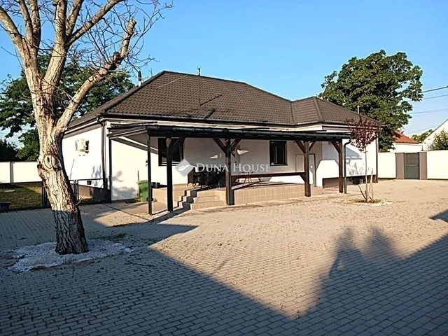 Eladó ház Budapest XVII. kerület 150 nm