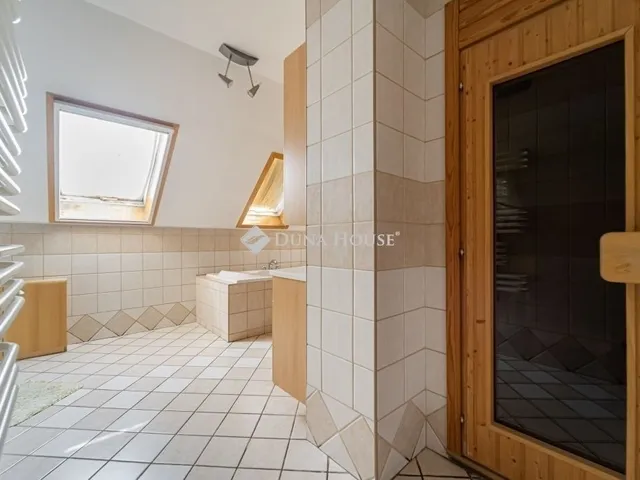 Eladó ház Budapest XVIII. kerület 178 nm