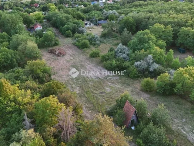 Eladó telek Isaszeg 4547 nm