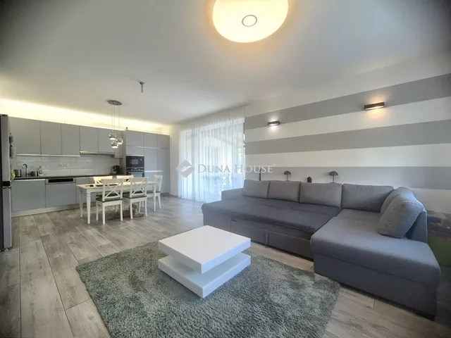 Eladó ház Budapest XVIII. kerület, Almáskert 131 nm