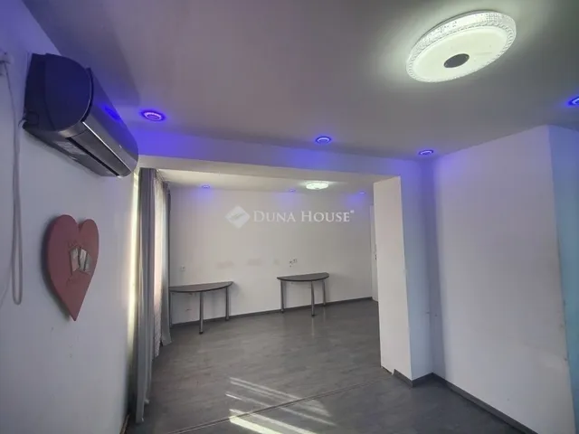 Eladó lakás Üllő 32 nm