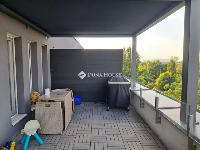 Eladó lakás Budapest XXI. kerület 97 nm