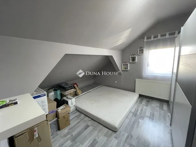 Eladó ház Budapest XVIII. kerület, Rendessytelep 194 nm