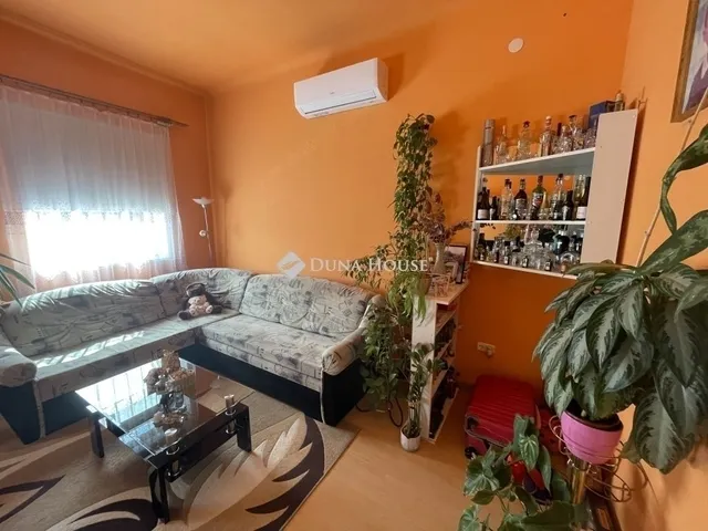 Eladó ház Budapest XVIII. kerület, Rendessytelep 194 nm