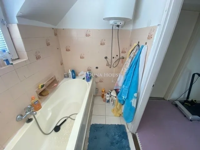 Eladó ház Budapest XVIII. kerület, Gloriett-telep 200 nm