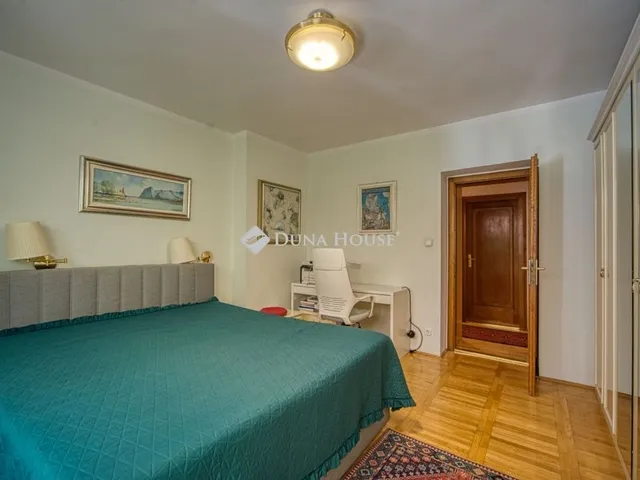 Eladó ház Budapest XVIII. kerület, Lónyaytelep 304 nm