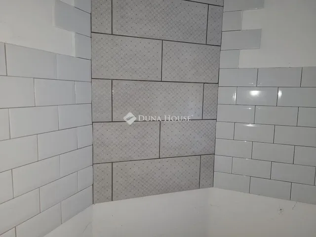 Eladó ház Vecsés 75 nm