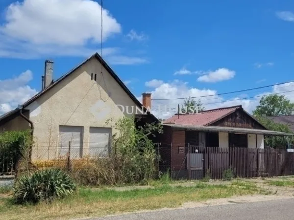 Eladó ház Vecsés 75 nm