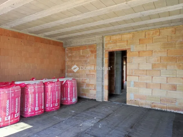 Eladó ház Vecsés 168 nm