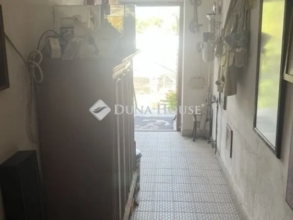 Eladó ház Budapest XVIII. kerület 283 nm