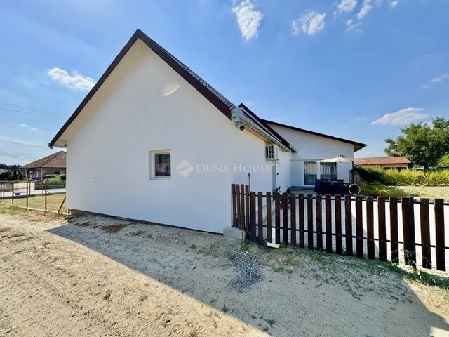 Eladó ház Kóka 147 nm