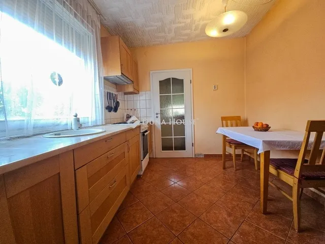 Eladó ház Budapest XVI. kerület 182 nm