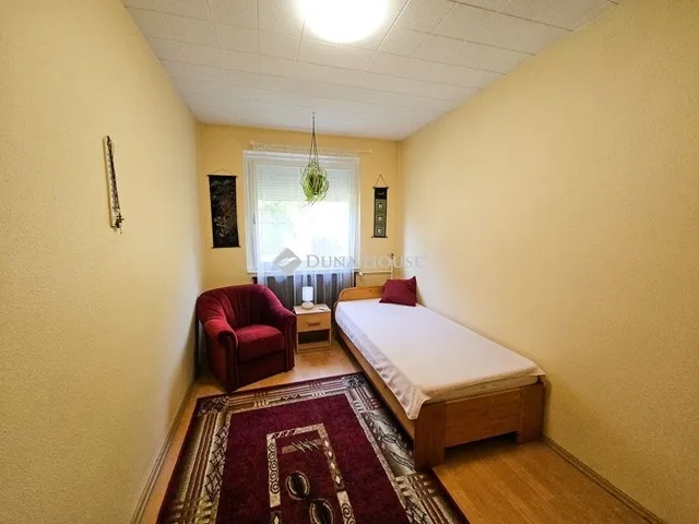 Eladó ház Budapest XVI. kerület 182 nm