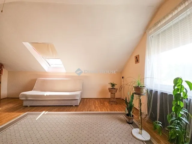 Eladó ház Budapest XVI. kerület 182 nm