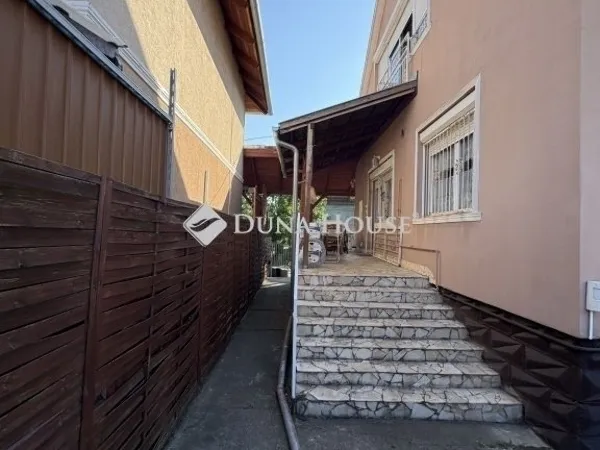 Eladó ház Gyál 192 nm