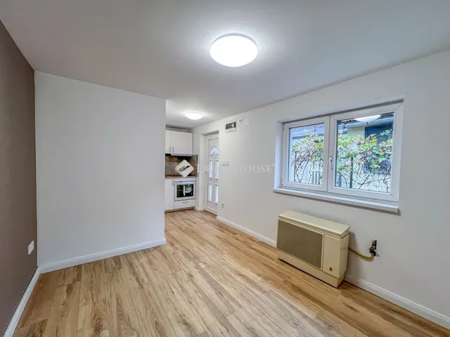 Eladó lakás Budapest XX. kerület, Pesterzsébet 17 nm