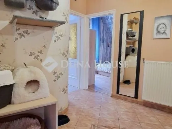 Eladó ház Budapest XVIII. kerület, Gloriett-telep 180 nm