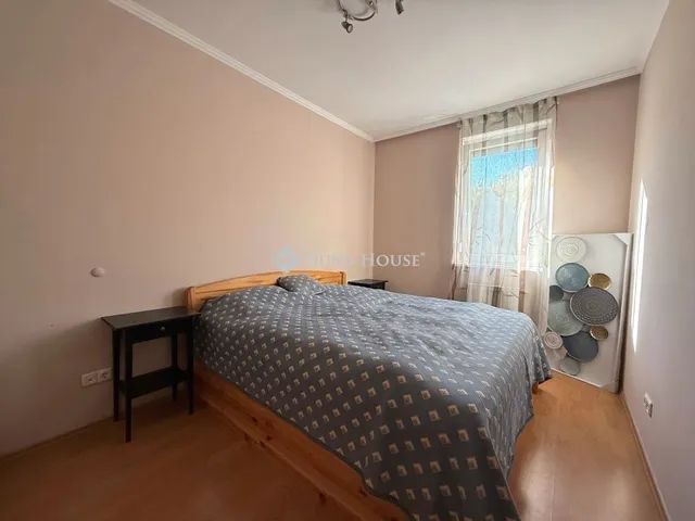 Eladó lakás Budapest X. kerület 71 nm