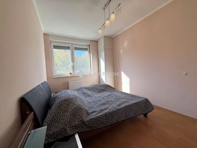 Eladó lakás Budapest X. kerület 71 nm