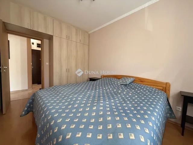 Eladó lakás Budapest X. kerület 71 nm