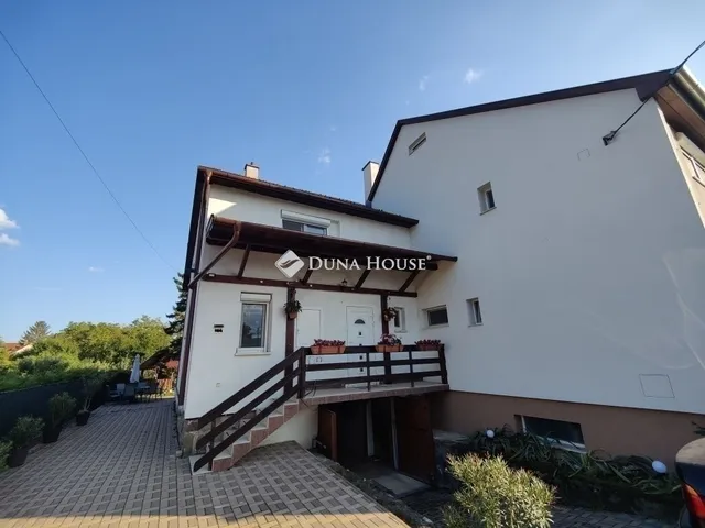 Eladó ház Szentendre 220 nm