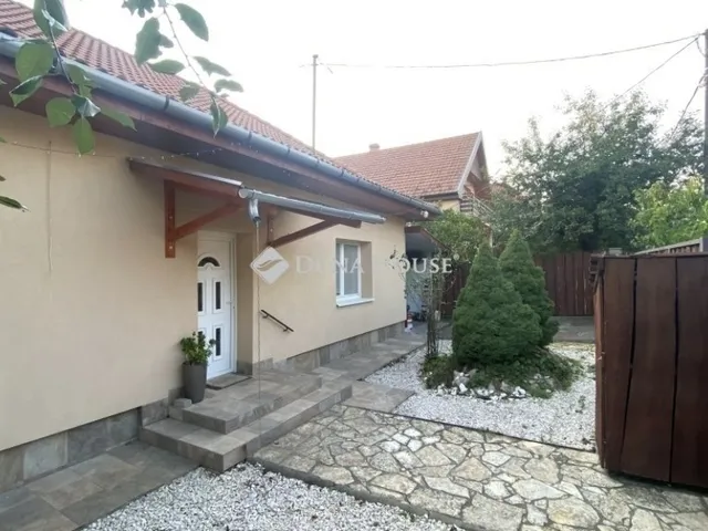 Eladó ház Budapest XVII. kerület 150 nm