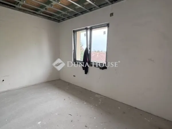 Eladó ház Gyál 285 nm