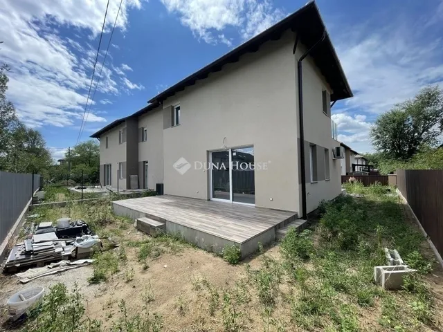 Eladó ház Vecsés 163 nm