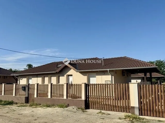 Eladó ház Gyál 81 nm