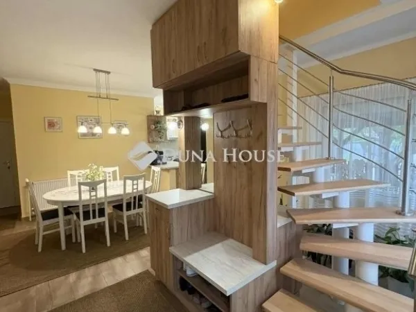 Eladó ház Dabas 180 nm