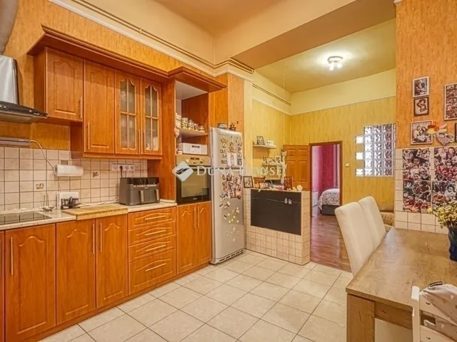 Eladó lakás Budapest VIII. kerület 86 nm