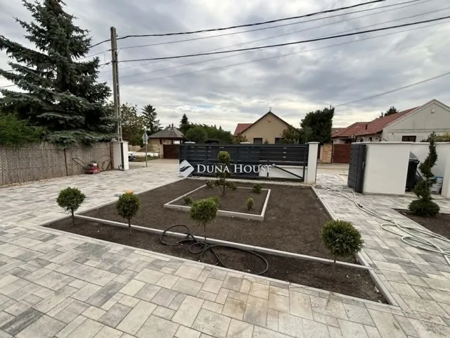 Eladó ház Budakalász 171 nm