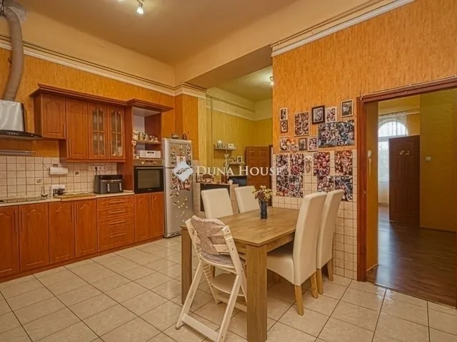 Eladó lakás Budapest VIII. kerület, Józsefváros 86 nm