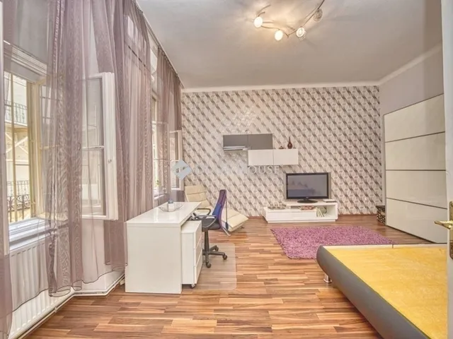 Eladó lakás Budapest VIII. kerület, Palotanegyed 107 nm