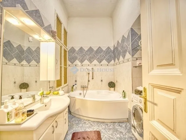 Eladó lakás Budapest VIII. kerület, Palotanegyed 107 nm