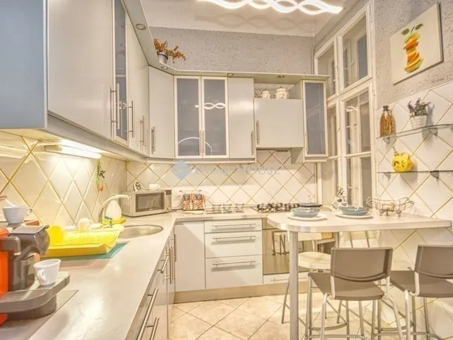 Eladó lakás Budapest VIII. kerület, Palotanegyed 107 nm