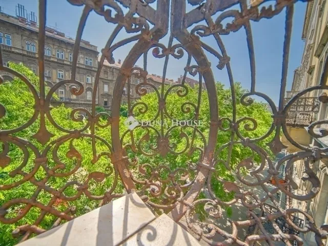 Eladó lakás Budapest VIII. kerület, Palotanegyed 107 nm