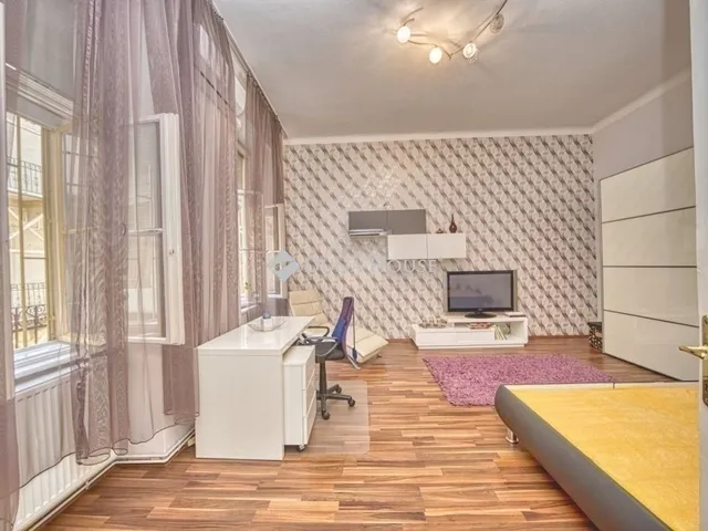 Eladó lakás Budapest VIII. kerület, Palotanegyed 107 nm