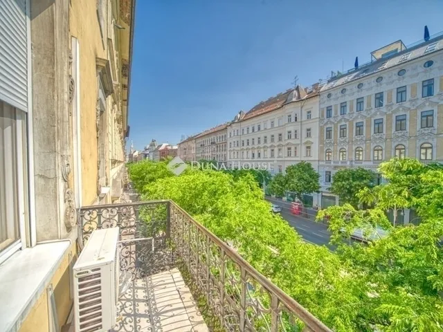 Eladó lakás Budapest VIII. kerület, Palotanegyed 107 nm