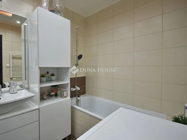 Eladó lakás Budapest XVIII. kerület 90 nm