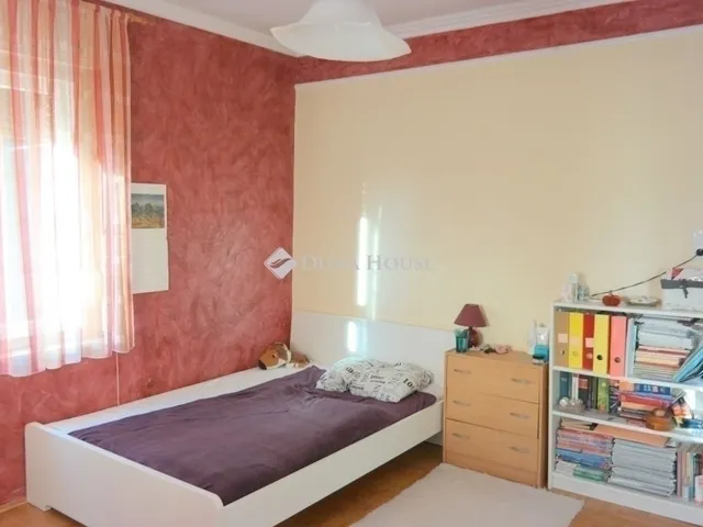 Eladó ház Budapest XX. kerület 230 nm