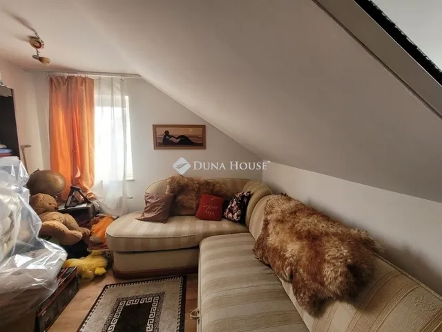 Eladó lakás Üllő 72 nm