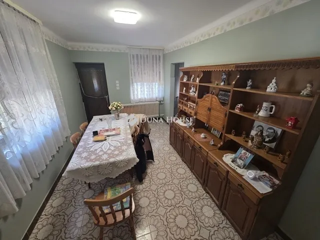 Eladó ház Dabas 200 nm