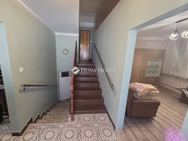Eladó ház Dabas 200 nm