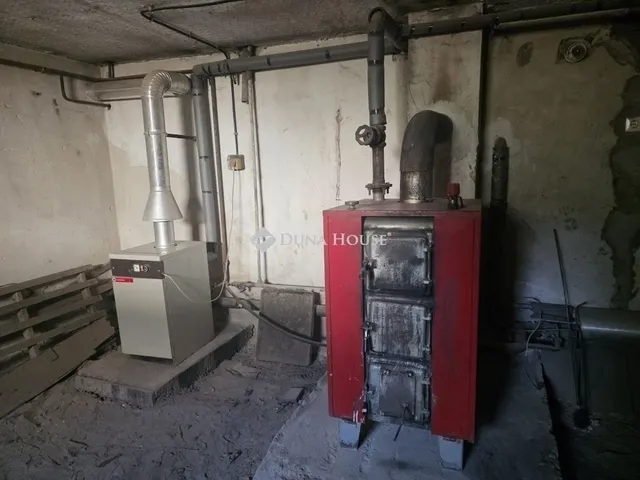 Eladó ház Dabas 200 nm