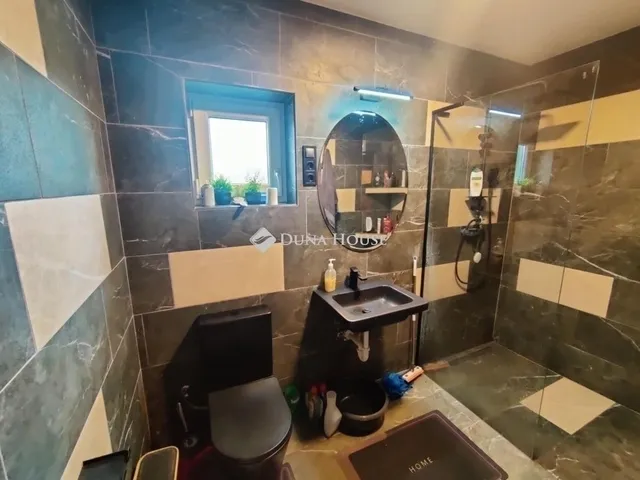 Eladó ház Monor 201 nm