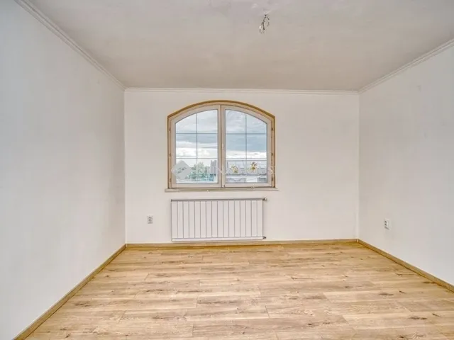 Eladó ház Budapest XVIII. kerület 386 nm