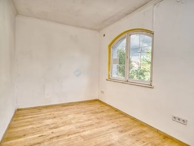 Eladó lakás Budapest XVIII. kerület 93 nm