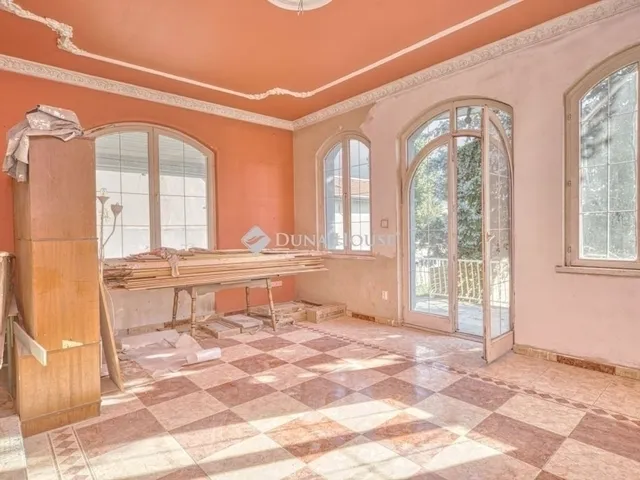 Eladó lakás Budapest XVIII. kerület 93 nm